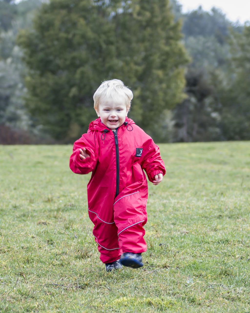 Extreme discount outdoor clothing