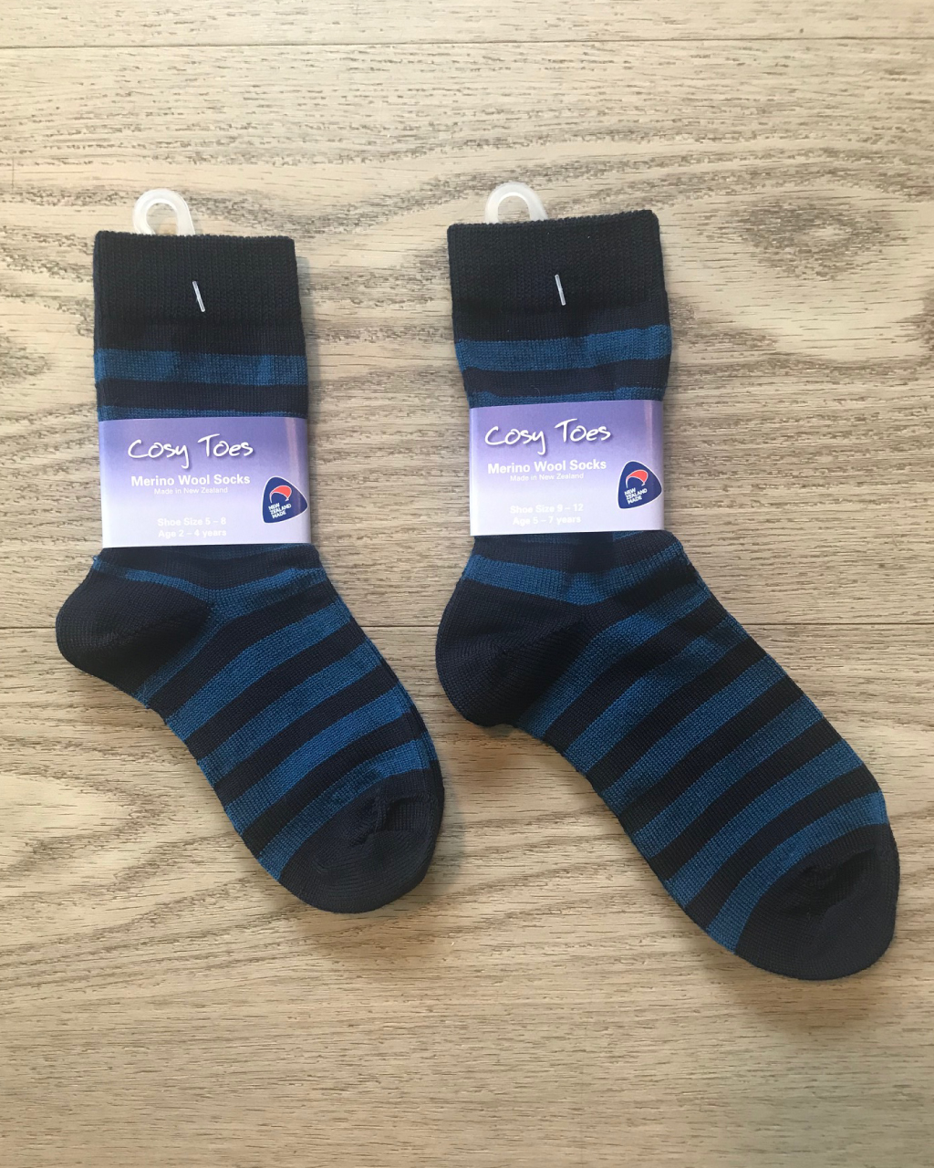 kids navy socks