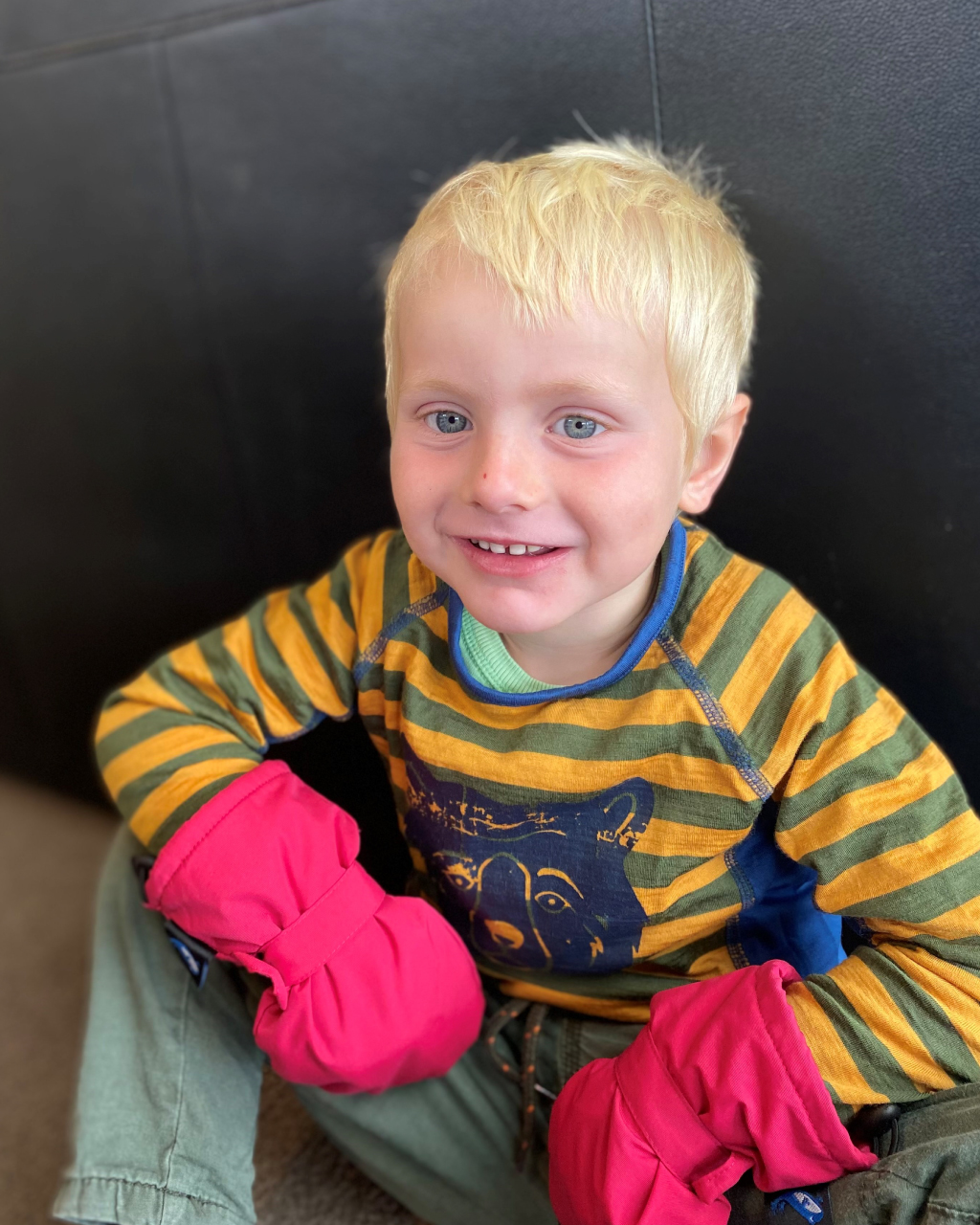 Baby & Toddler Mitts v2 – Raspberry
